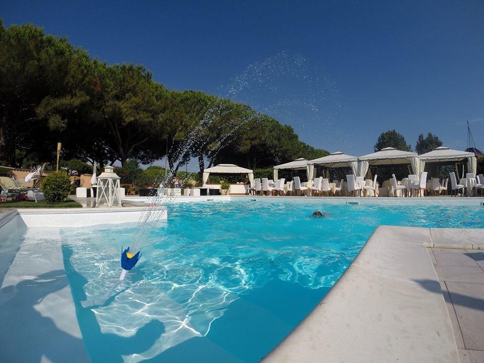 Hotel Velcamare Tarquinia Eksteriør bilde